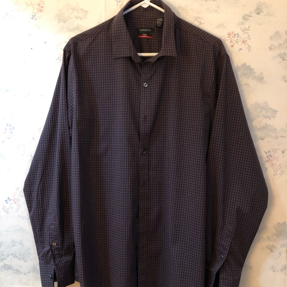Large Van Heusen Flex Slim Fit long sleeve shirt